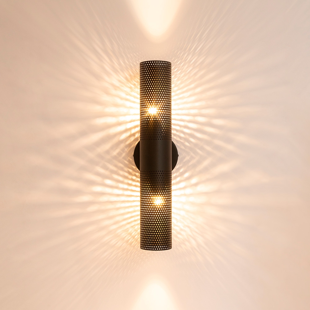 Up&down grilled wall light